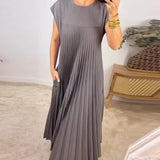 Sorrel - Elegant Spliced Pleated Maxi Dress