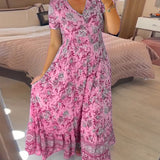 Ellie - Elegant Floral V-Neck Pleated Hem Dress
