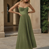 Zoe - Elegant Open-Back Sleeveless Evening Dress