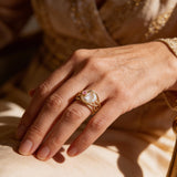 Vintage Delicate Gold Ring with Pearl