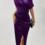 Marilyn - Timeless Velvet Relaxed Midi Dress