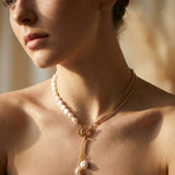 Elegant Pearl Pendant Necklace