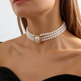Elegant Three-Pearl Necklace