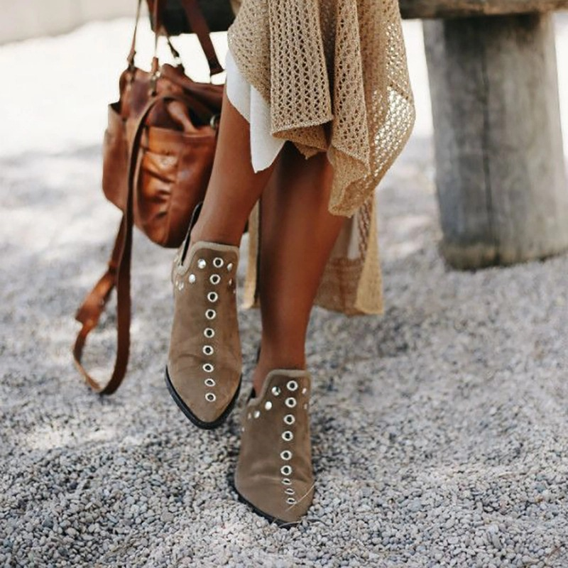 Evelyn | Western Boots With Studs